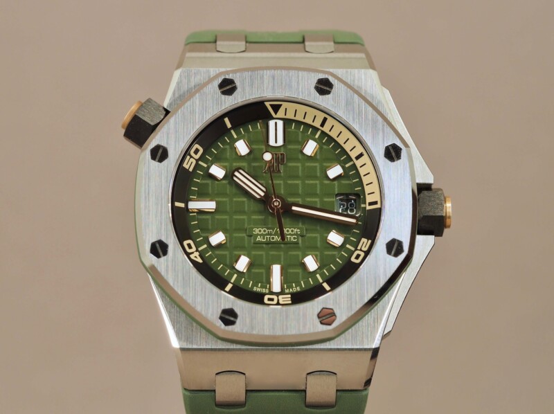 Audemars Piguet Royal Offshore 15720 Khaki