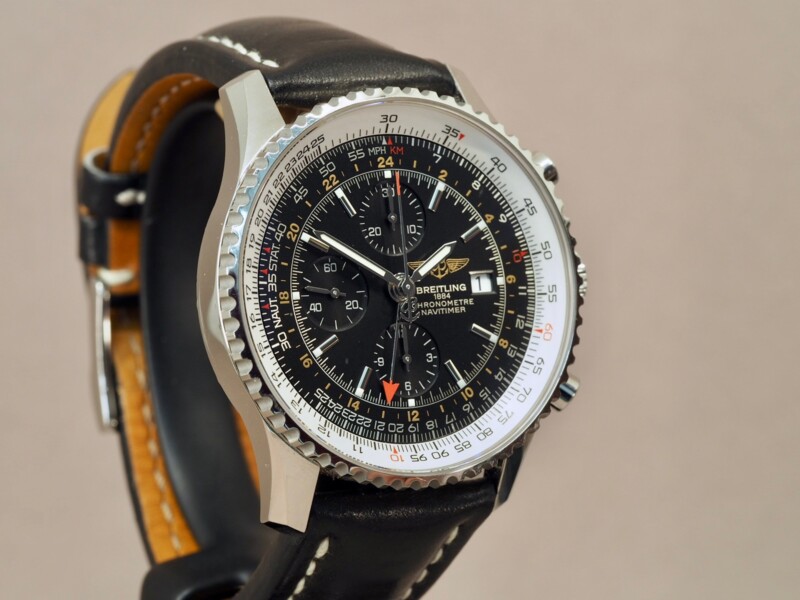 Breitling Navitimer World, 9/2015