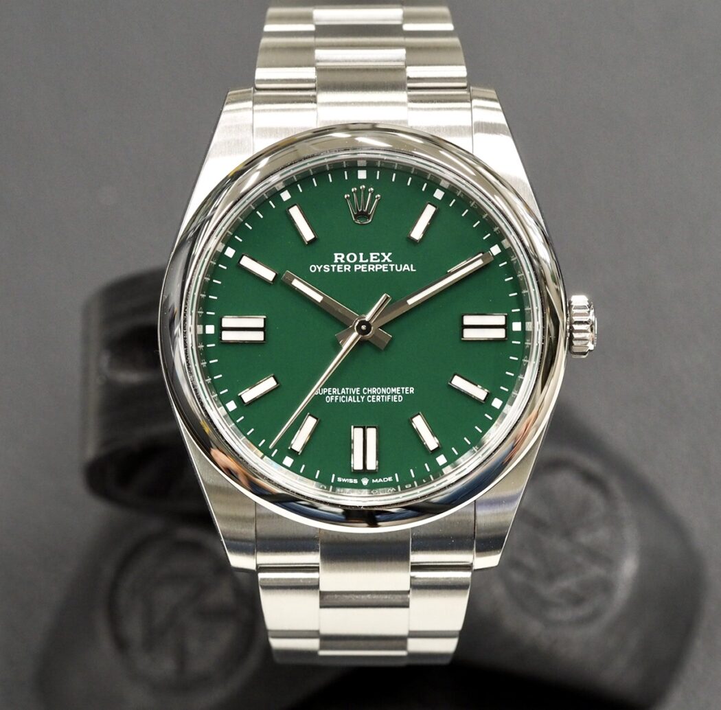 Rolex 124300 Oyster Perpetual Green