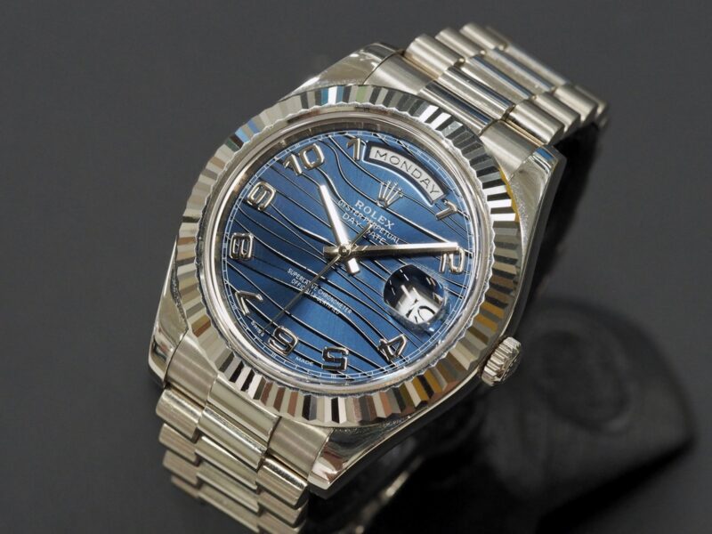 Rolex 218239 Day-Date II valkokulta