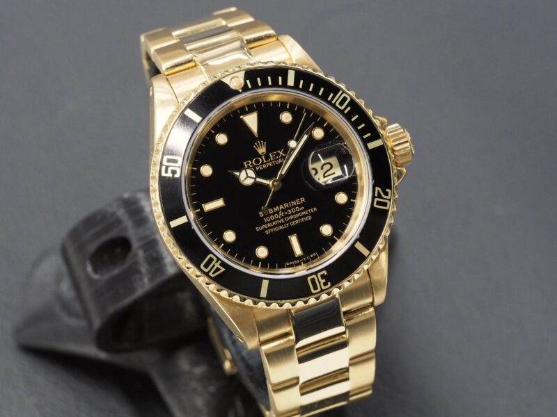 Rolex 16618 Submariner Gold