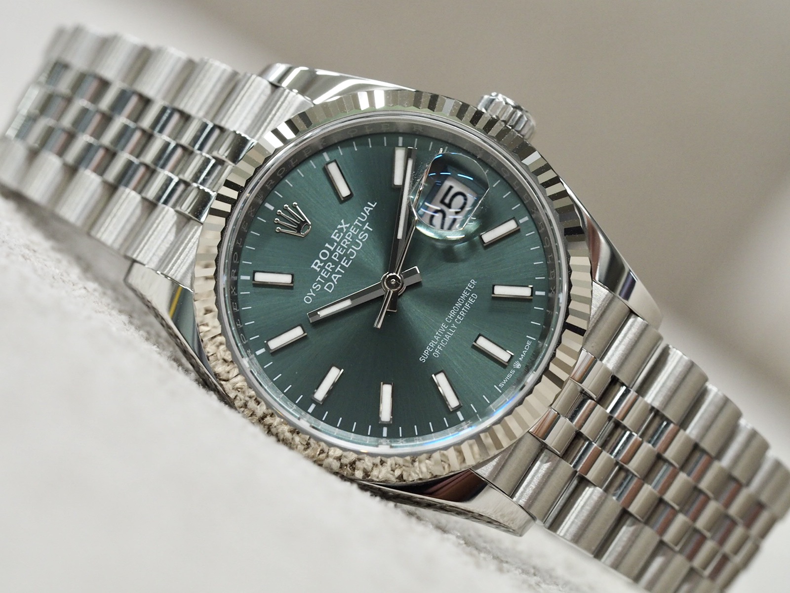 Rolex 126234 Datejust 36 Mint Green, käyttämätön - Image 4