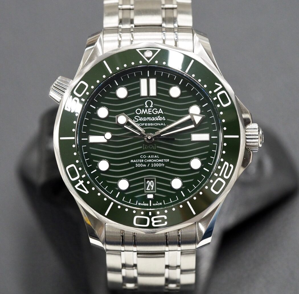 Omega Seamaster 300m Diver vihreä, 7/2022