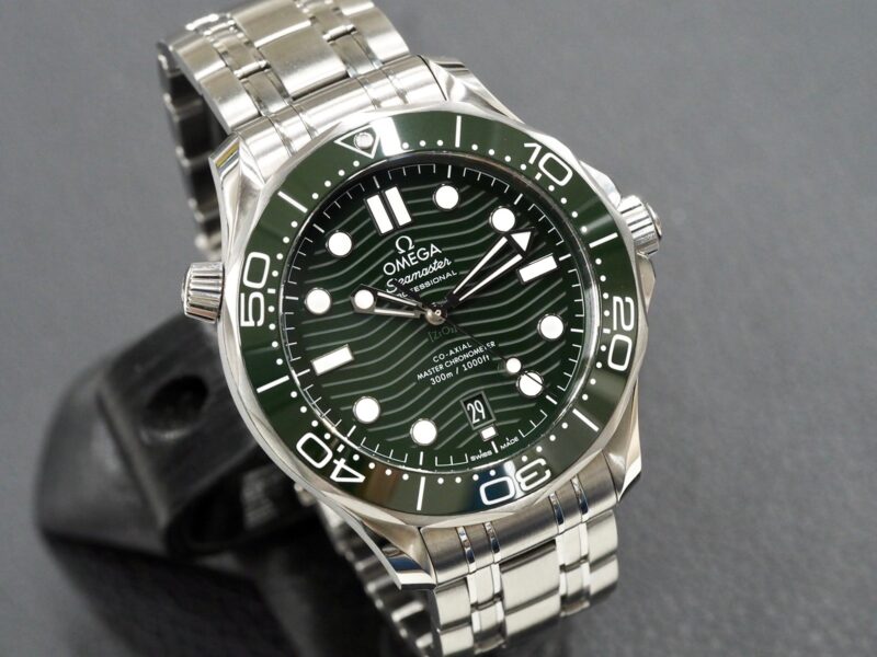 Omega Seamaster 300m Diver vihreä, 7/2022