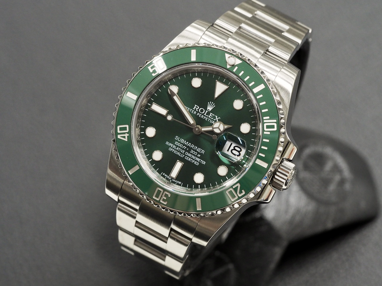 Rolex 116610LV Hulk