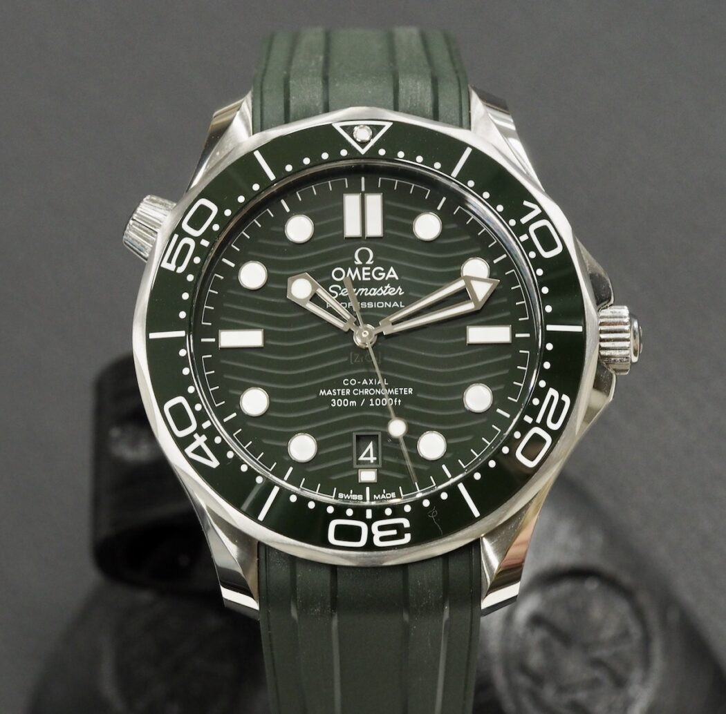 Omega Seamaster 300m Diver Green, 8/2022