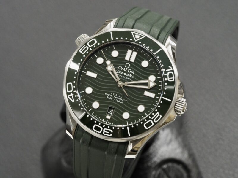 Omega Seamaster 300m Diver Green, 8/2022
