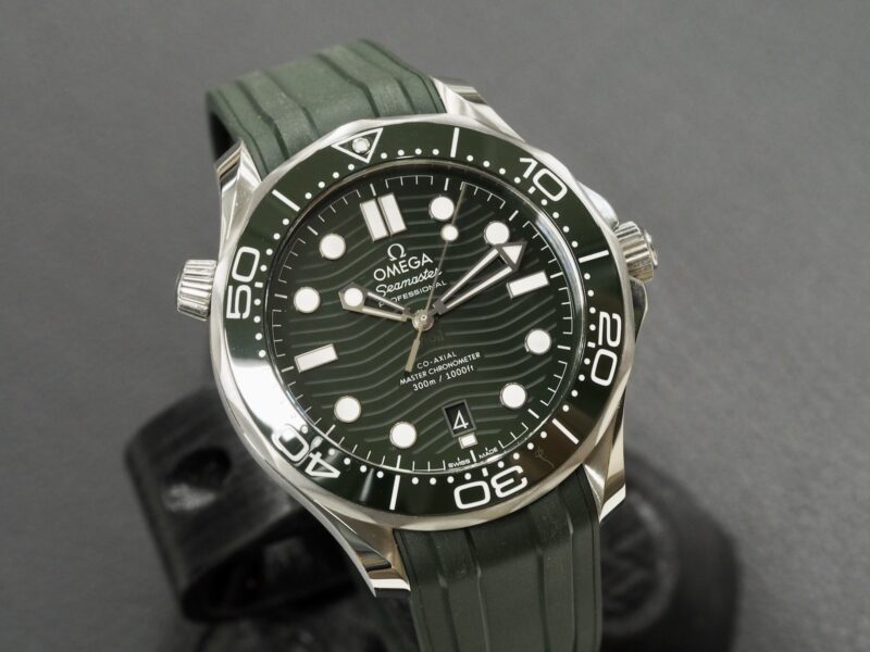 Omega Seamaster 300m Diver Green, 8/2022