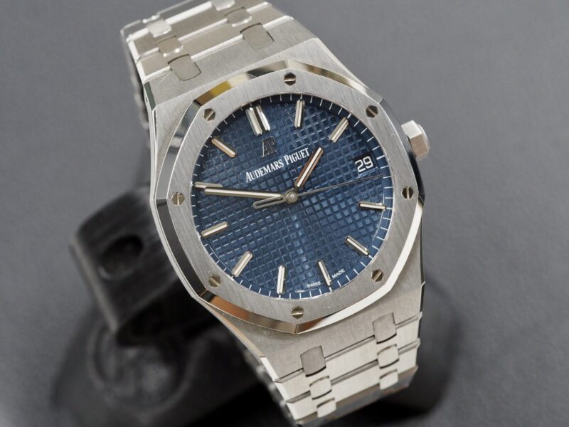 Audemars Piguet Royal Oak 15500 Blue