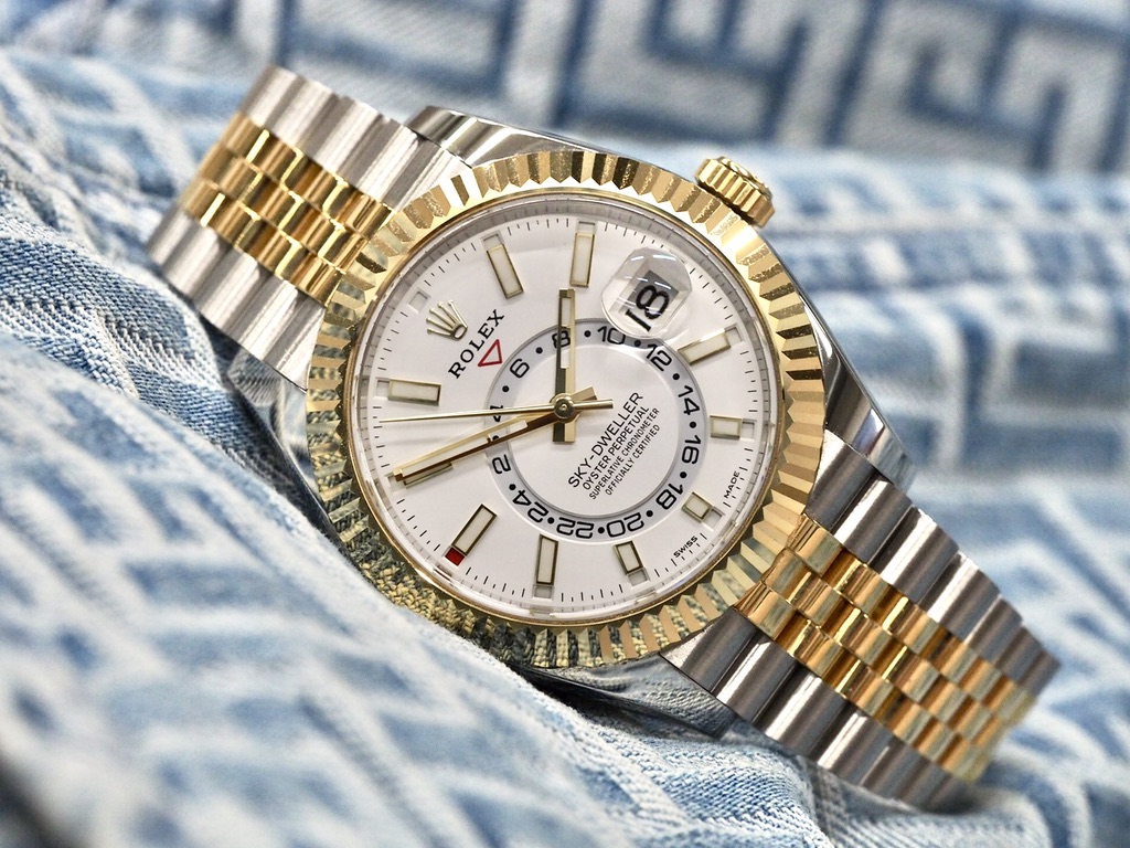 Rolex 326933 Sky-Dweller Jubilee - Image 4