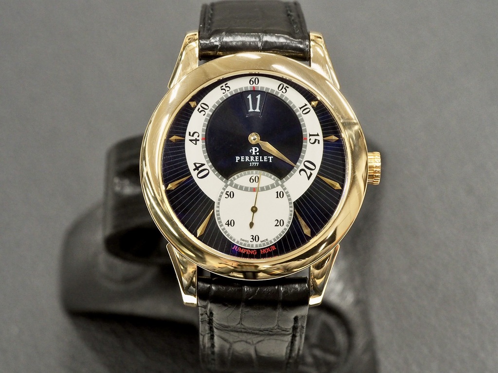 Perrelet Jumping Hours