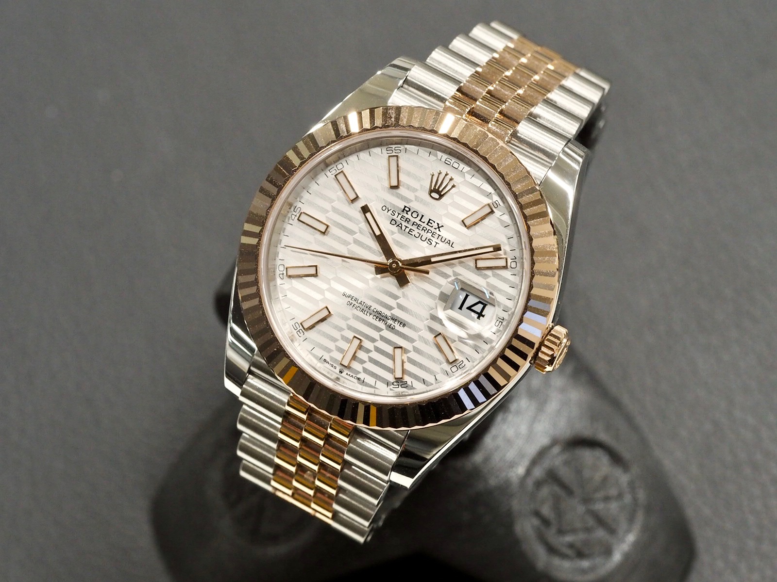 Rolex 126331 Datejust 41 Silver Motif, 3/2023