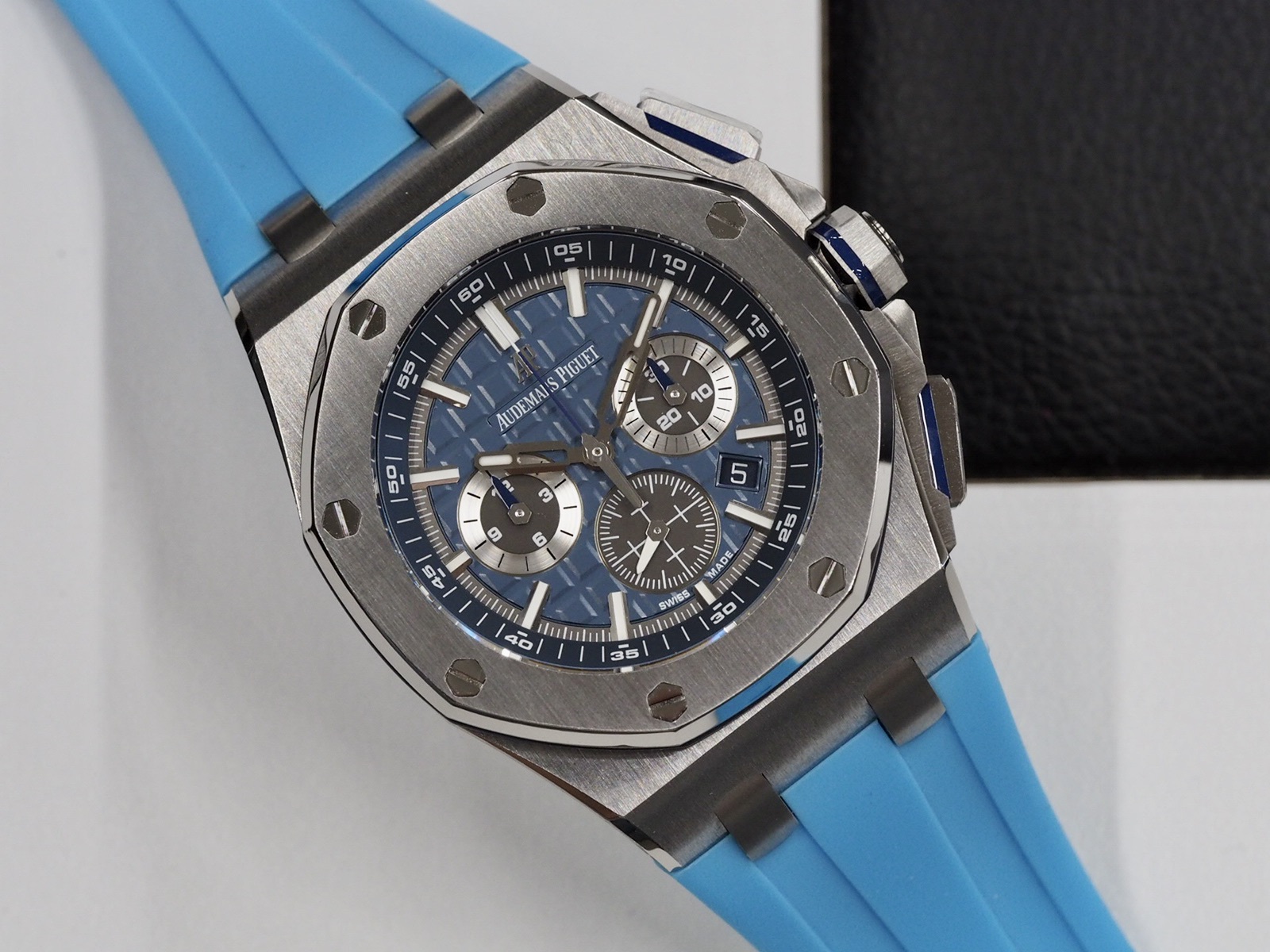 Audemars Royal Oak Offshore 26480ti